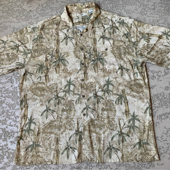Hawaiian Shirt - Picture 1 of 5